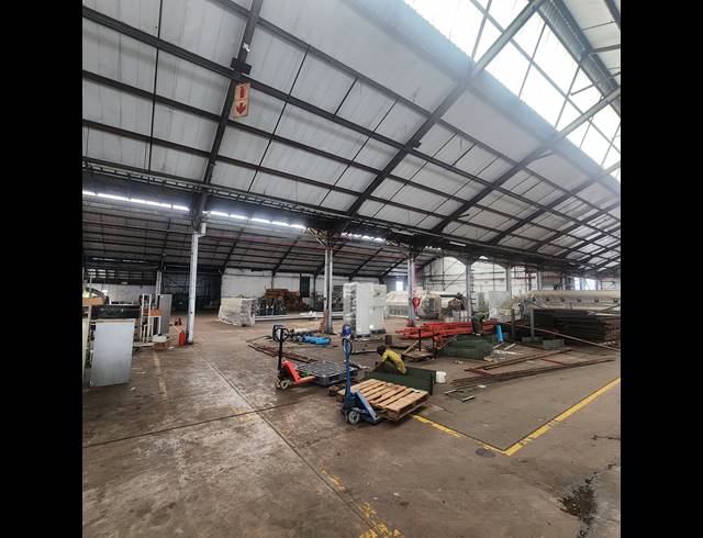 5,488M² WAREHOUSE TO LET IN PROSPECTON INDUSTRIAL